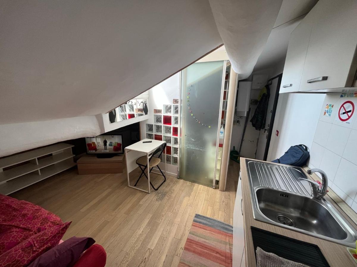 Apartment A.C.& G.O. Milan Bilik gambar